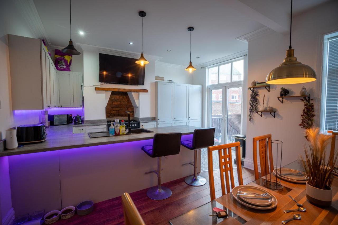 Ferienwohnung Cavendish Cat And Gaming House Blackpool Exterior foto